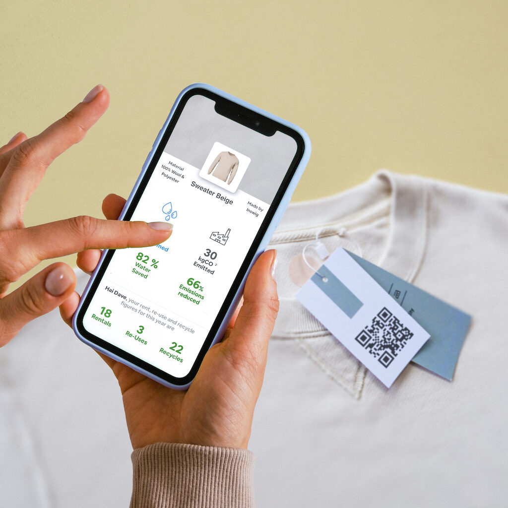 Trustrace_Scanning_QR_square
